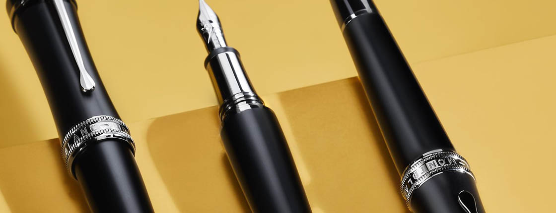 MontBlanc Pens, Still the Top Choice for Elegant Pens